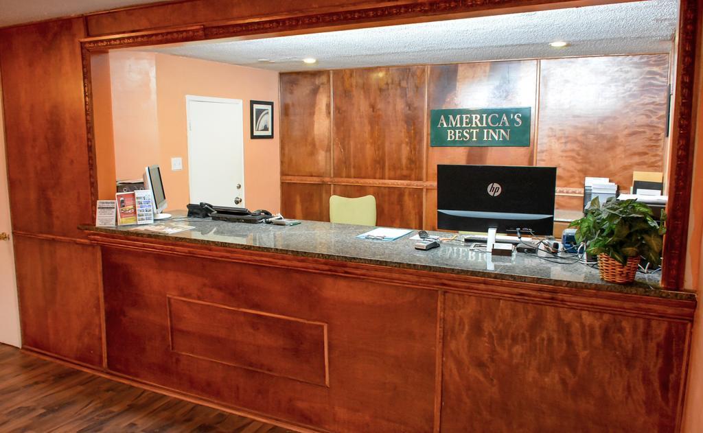America'S Best Inn Montgomery Extérieur photo