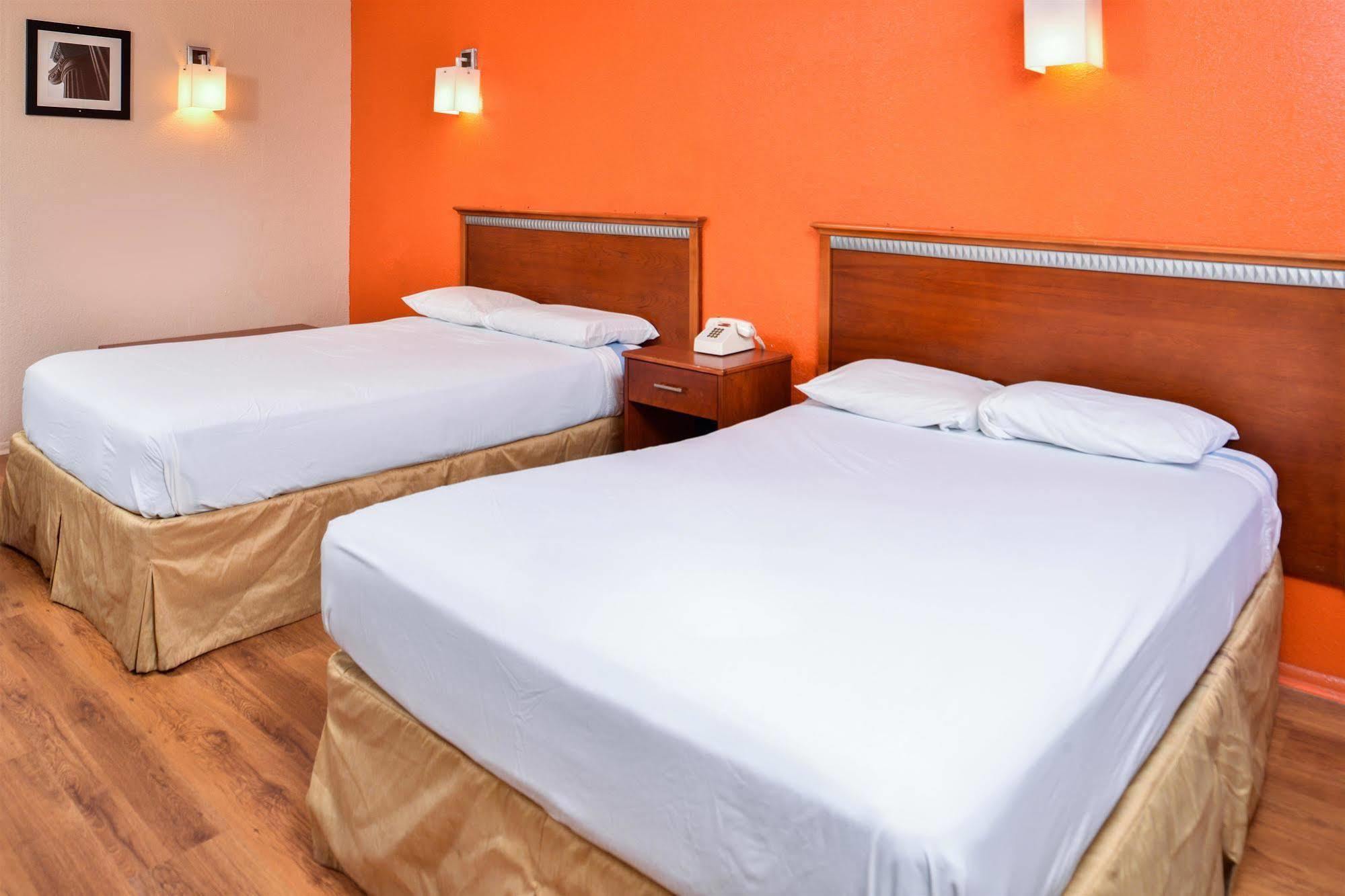 America'S Best Inn Montgomery Extérieur photo